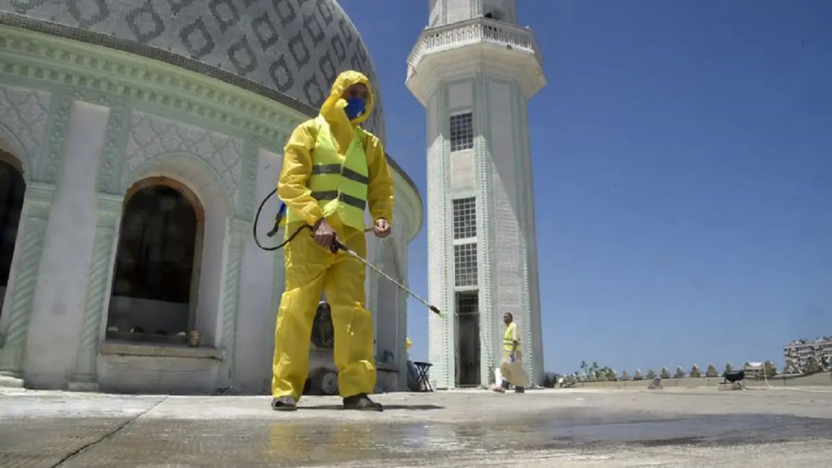 Covid-19 : certaines prières suspendues dans les mosquées