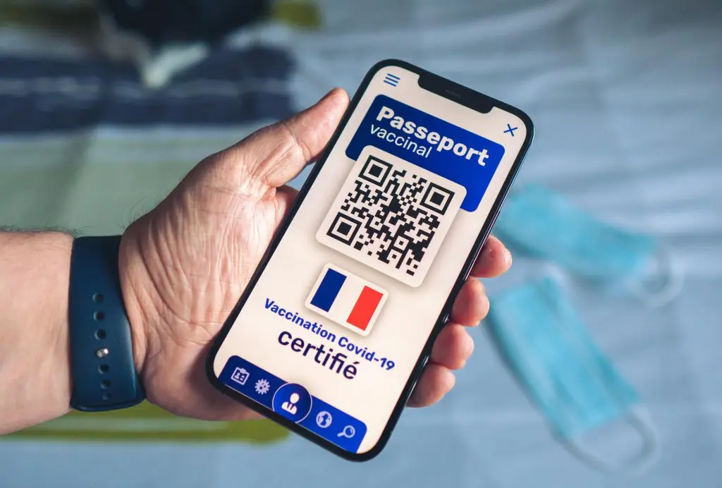Visa France : un pass sanitaire pour les touristes Algériens ?
