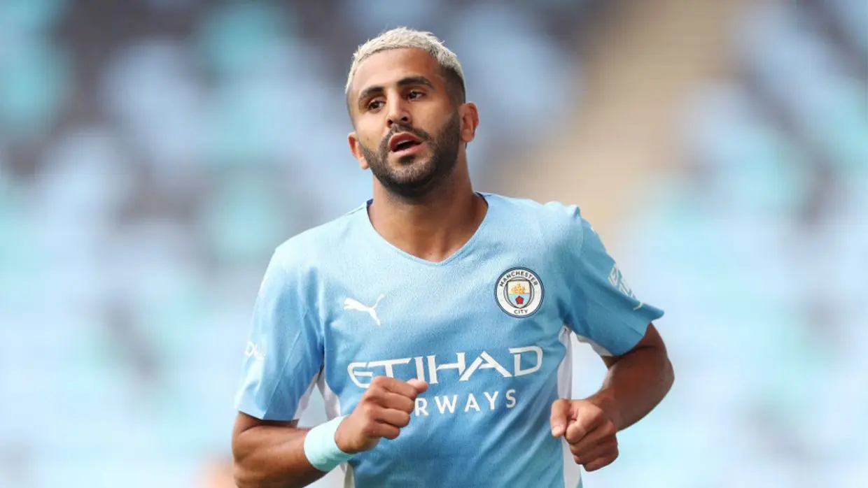 Manchester City : Mahrez auteur d’un nouveau but sublime