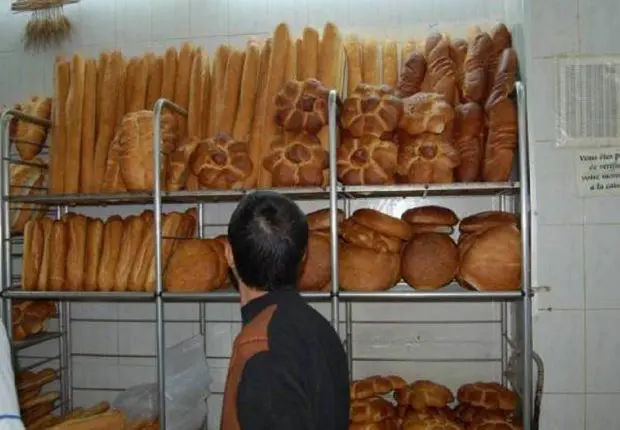 Pénurie du pain ordinaire à Alger