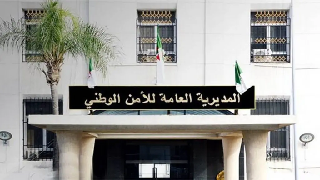 Le DGSN Farid Bencheikh limogé, Ali Badaoui le remplace