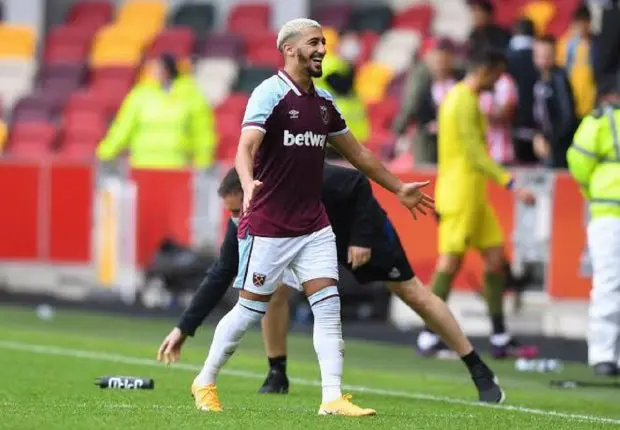 VIDEO. Benrahma inscrit un but contre Manchester United