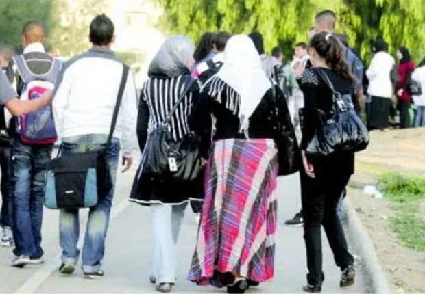 Lycées, entre phénomènes de mode et mesures de chasteté