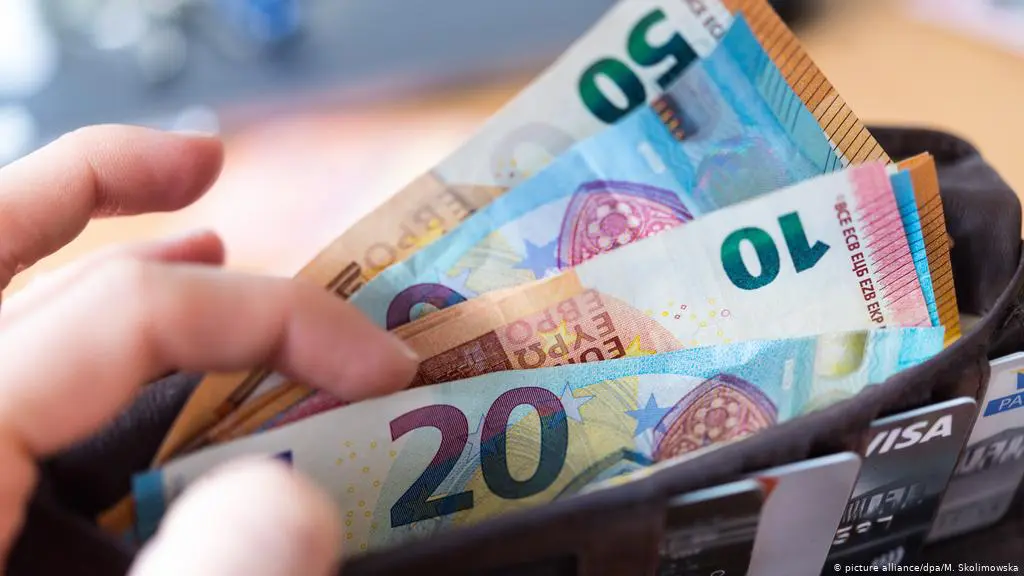 Devises : hausse de l’Euro sur le marché officiel