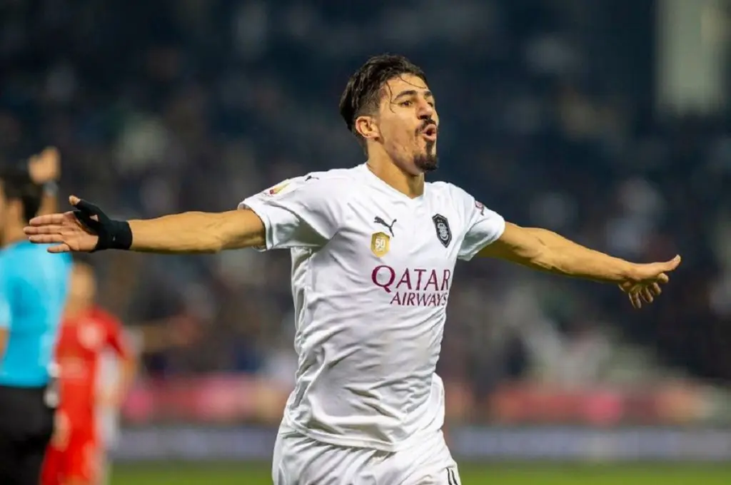 Bounedjah signe un but « ronaldesque » sous les yeux de Belmadi