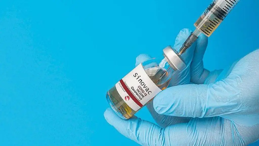 Voyages et Covid-19 : le vaccin Sinovac validé par 15 pays européens