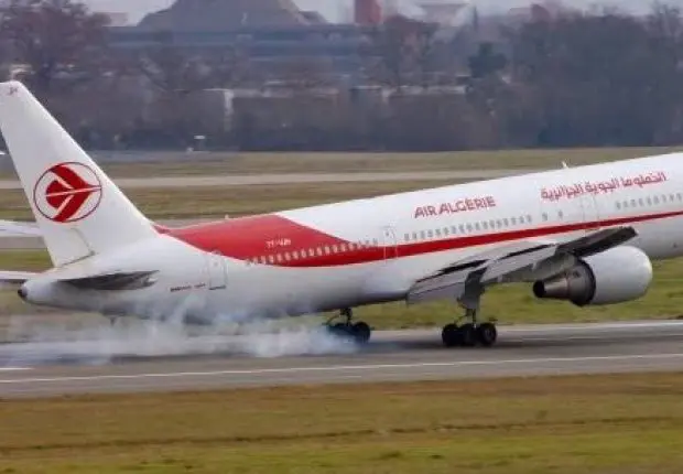 Alger : un avion d’Air Algérie fait une sortie de piste