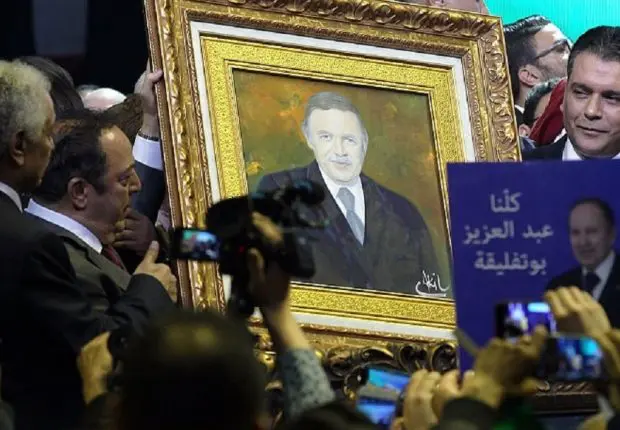 Où sont passés les fidèles de « fakhamtouhou » ?