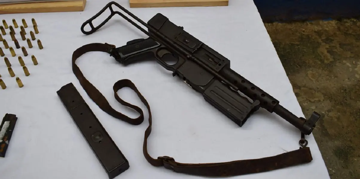 Alger : une kalachnikov découverte au cœur de Bab El Oued