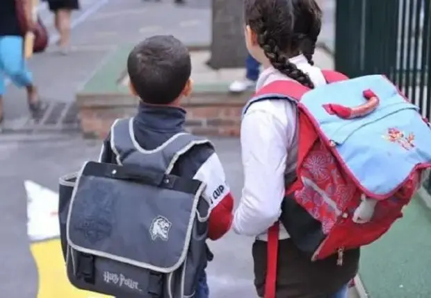 Allègement du poids du cartable : un pari « difficile » à réaliser