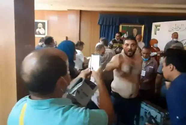 Le siège central du FLN pris d’assaut par des opposants de Bâadji