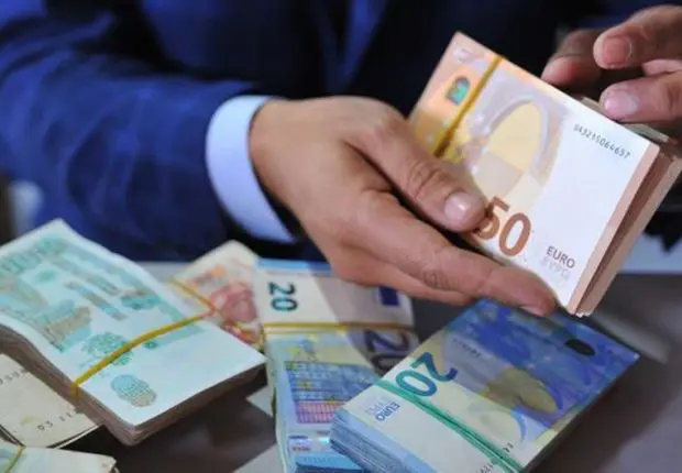 Taux de change : le cours du dinar face aux principales monnaies