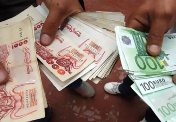 Devises : le taux de change du dinar face à l&rsquo;euro et au dollar
