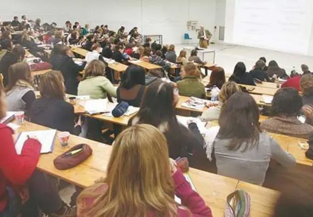 Enseignement supérieur : report de la rentrée universitaire