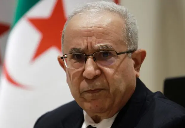 Harraga : ce que propose Lamamra pour protéger les migrants