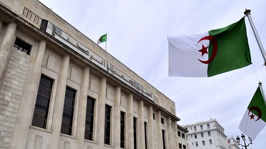 Après le Sénat, l’APN réagit au dérapage de Macron