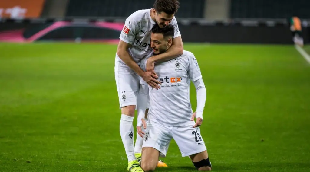 VIDEO. Bensebaini signe un doublé en 6 minutes face au Bayern