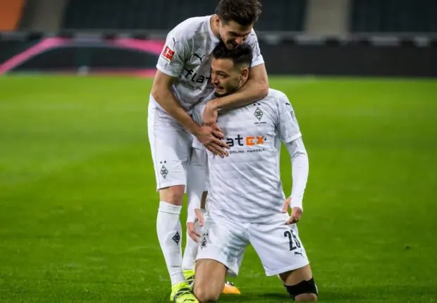 VIDEO. Bensebaini signe un doublé en 6 minutes face au Bayern