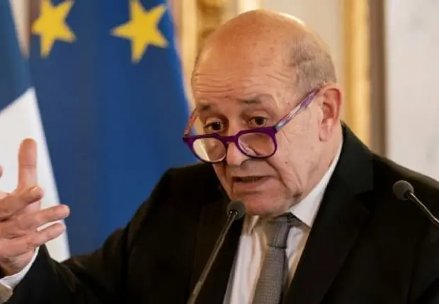 Algérie – France: après Macron, Le Drian joue la carte de l’apaisement