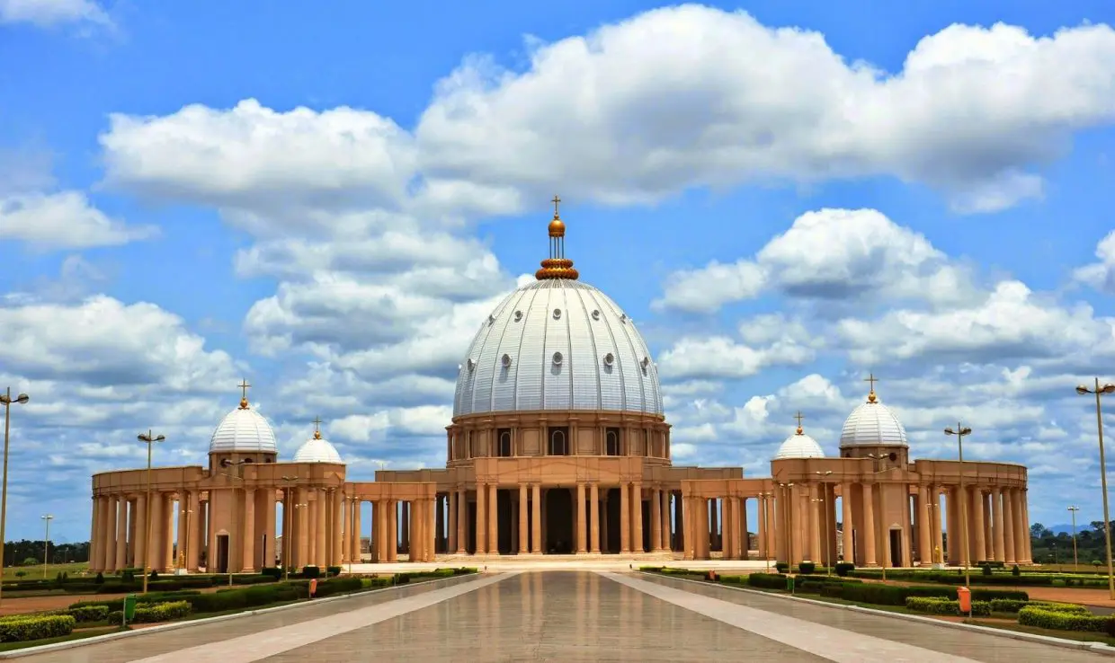 La basilique Notre-Dame-de-la-Paix de Yamoussoukro