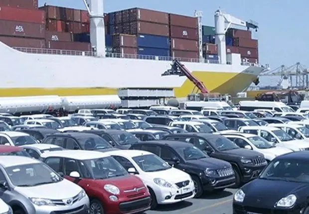 « Voitures à 99 millions », des concessionnaires interpellent Tebboune