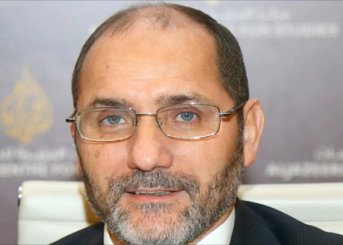 Makri s’attaque à Macron : c’est « un ignorant, un arrogant »