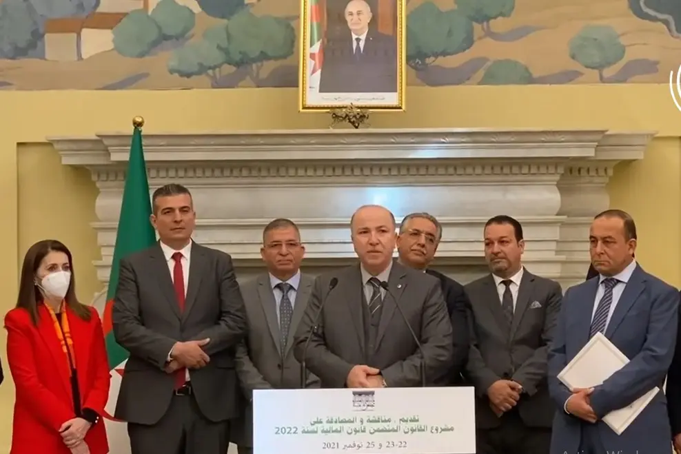 Loi de finances 2022 : le PM vise « le niveau de croissance du G20 »