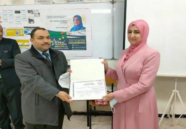 Une algérienne de Djelfa parmi les 100 meilleurs enseignants du monde