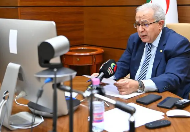 Terrorisme : Lamamra invite l’Afrique à adopter la vision de Tebboune