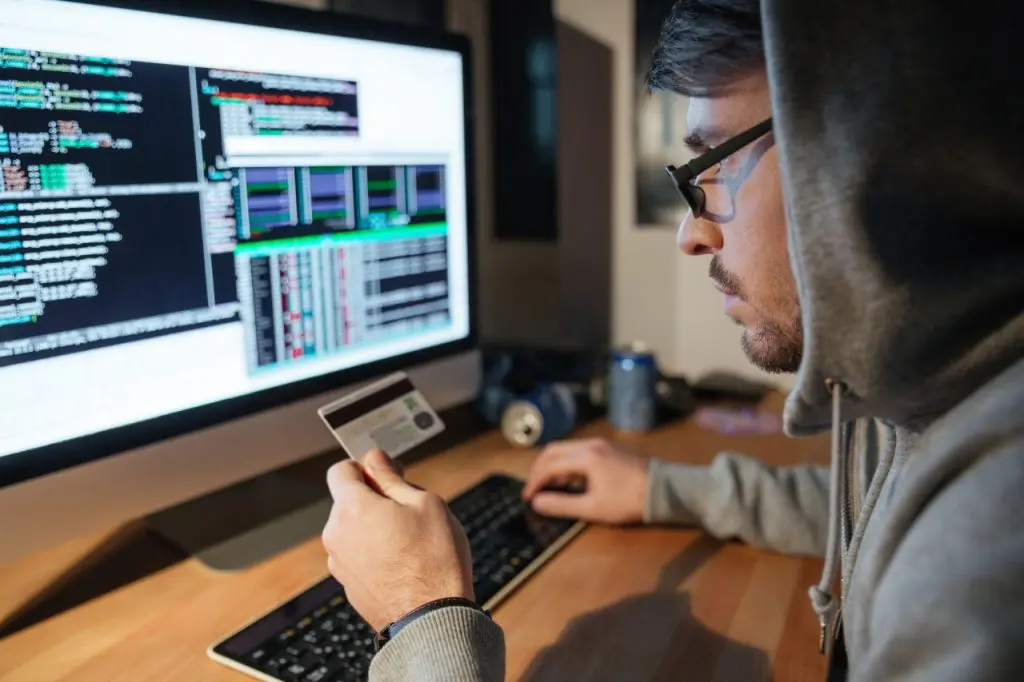 Pourquoi la quarantaine favorise les hackers et comment se protéger ?