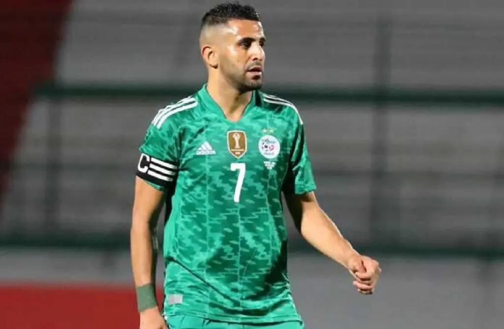L&rsquo;Algérie, hymne national: Mahrez revient sur son expérience avec l&rsquo;EN