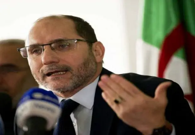 Élections locales : Makri se plaint déjà