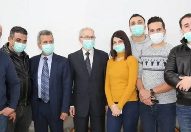 En désarroi, les étudiants rapatriés de Chine saisissent Tebboune