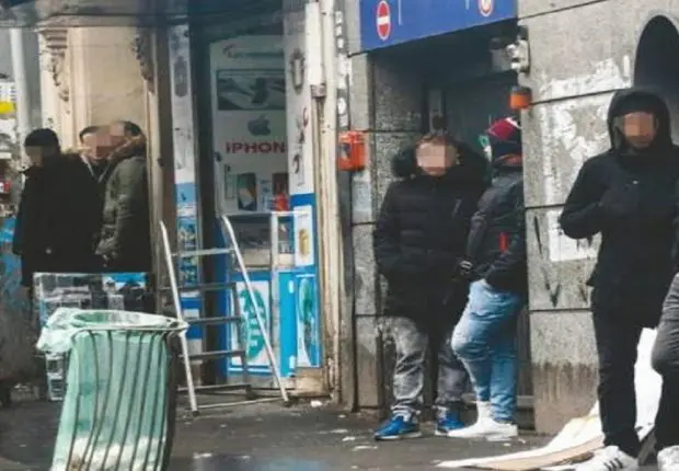 Lutte contre les sans-papiers : la nouvelle stratégie de la France