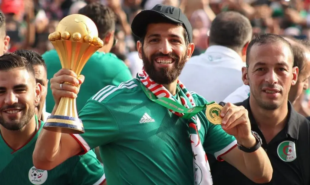 Équipe d’Algérie : Halliche revient sur son parcours avec les Verts