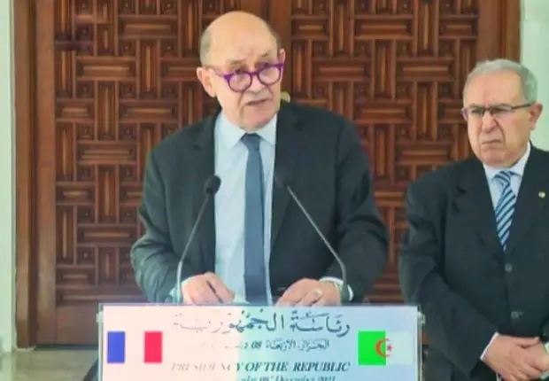 Le Drian depuis Alger: « La France et l’Algérie ont des liens profonds »