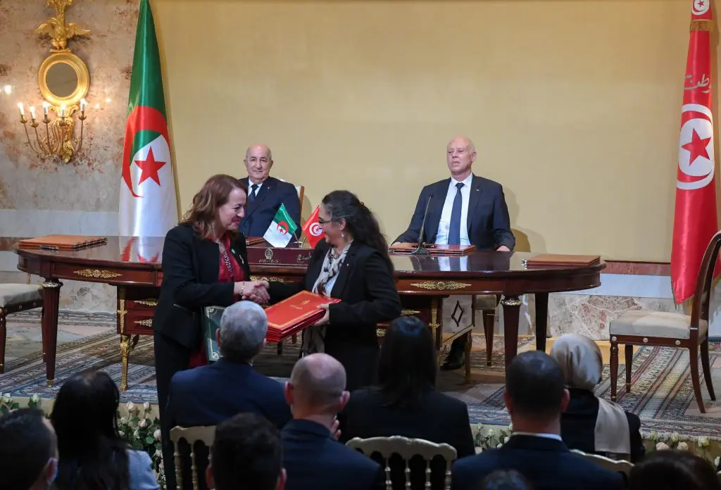 Algérie – Tunisie : 27 accords signés, vers une « fusion économique » ?