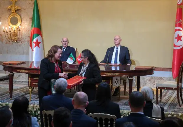 Algérie – Tunisie : 27 accords signés, vers une « fusion économique » ?