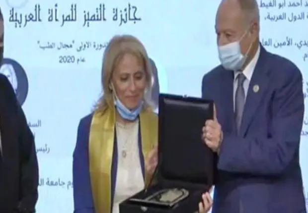 Prix de la femme arabe de médecine :  une algérienne se distingue