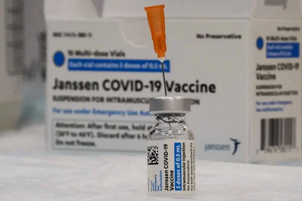 Péremption des vaccins anti-covid : un gaspillage chronométré 