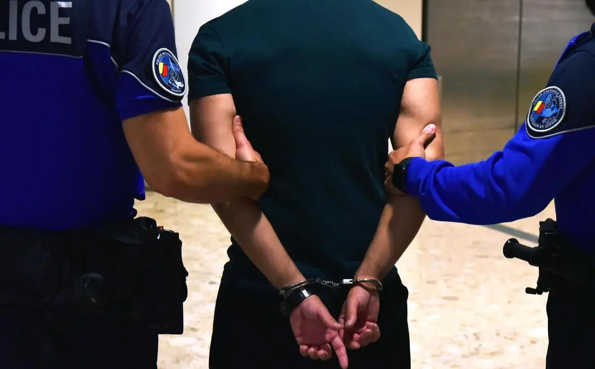 Vol dans un quartier chic en suisse : deux Algériens écroués