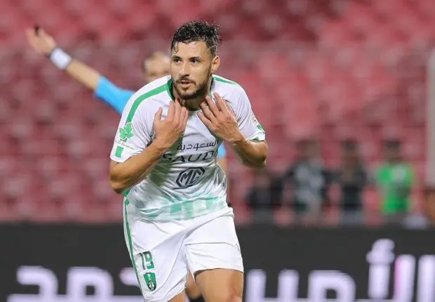 Belaili va-t-il signer en France ou en Angleterre ?