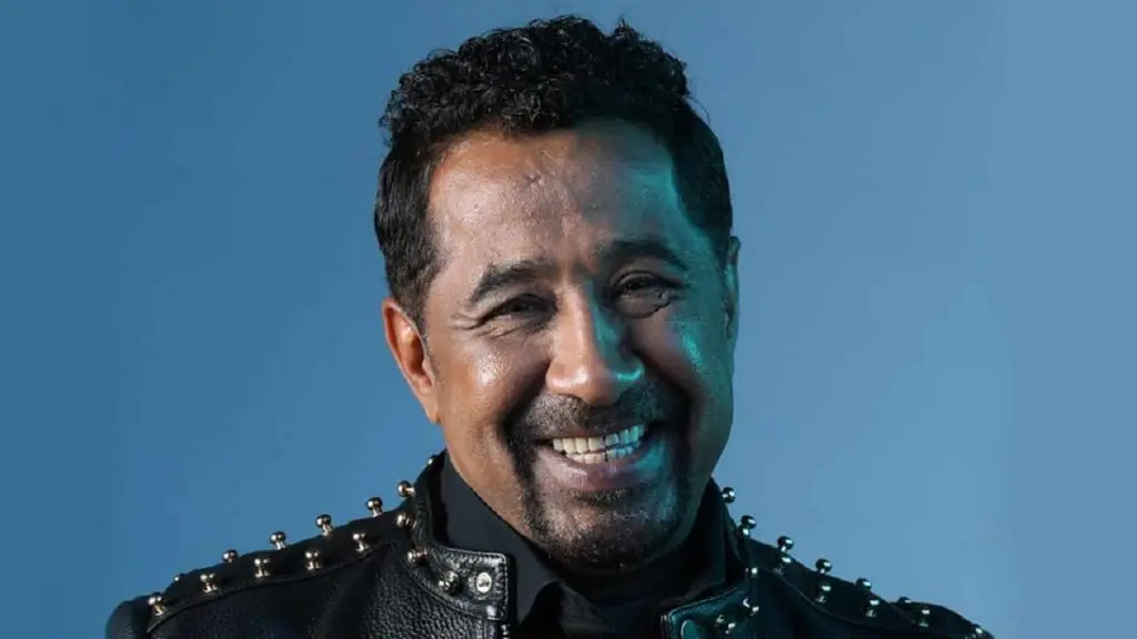 Cheb Khaled chante « les louanges » de l’Équipe d’Algérie