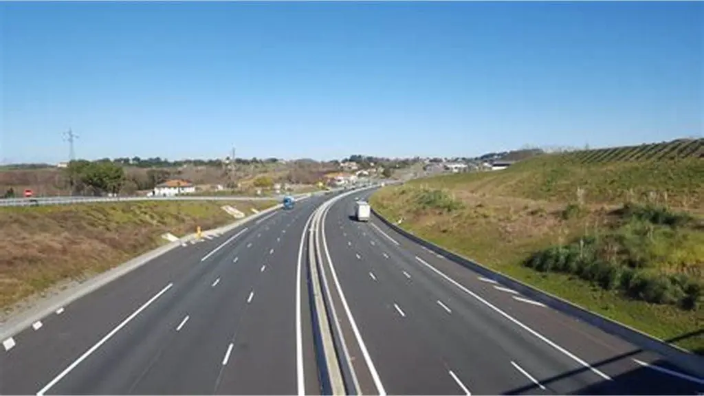 Est-Ouest : fermeture momentanée d’un tronçon de l’autoroute