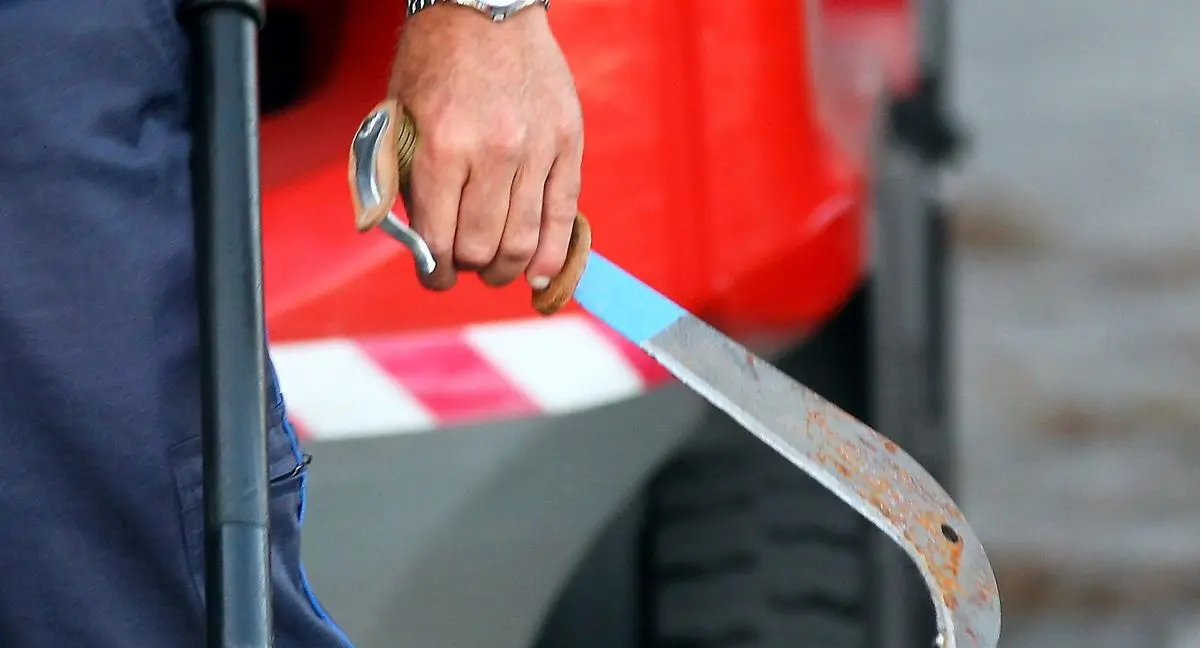 Il agresse un jeune à coup de machette en France : un Algérien écroué