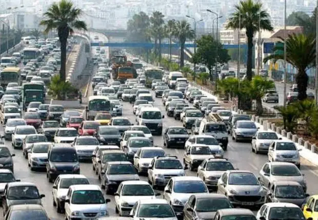 Embouteillages à Alger : le dossier s’invite à la réunion du gouvernement