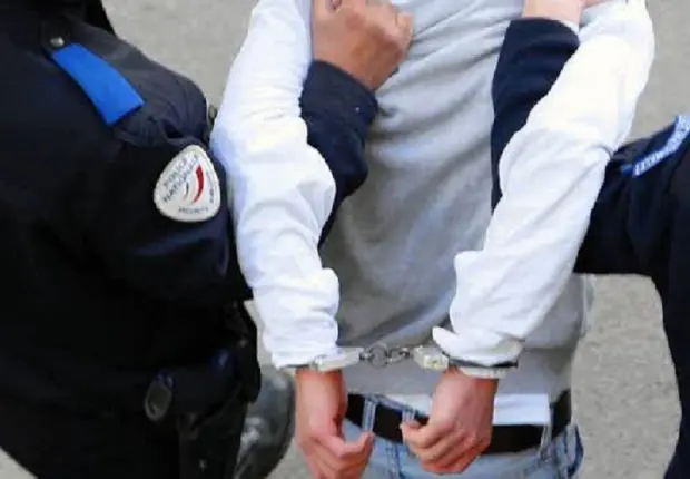 Un Algérien, fils d’un ex du GIA, menace et sème la terreur en France