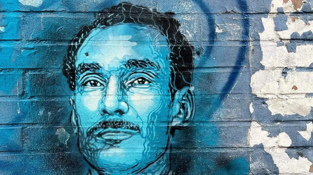 France : un portrait en hommage aux victimes d’octobre 1961, vandalisé