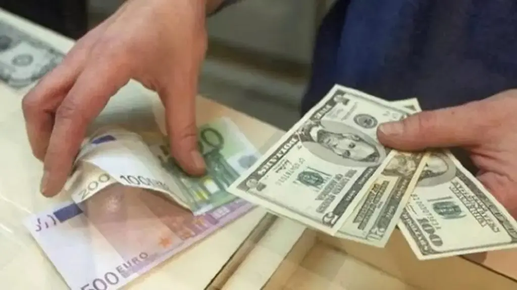 Taux de change du Dinar face à l’Euro et au Dollar ce 16 décembre