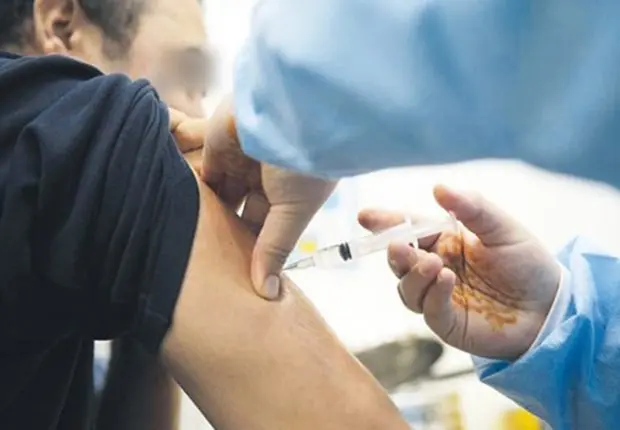 Vaccination des enfants : le Comité scientifique toujours hésitant